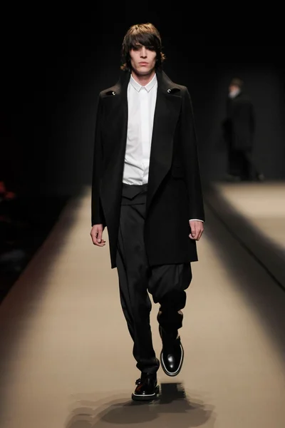 Look 20